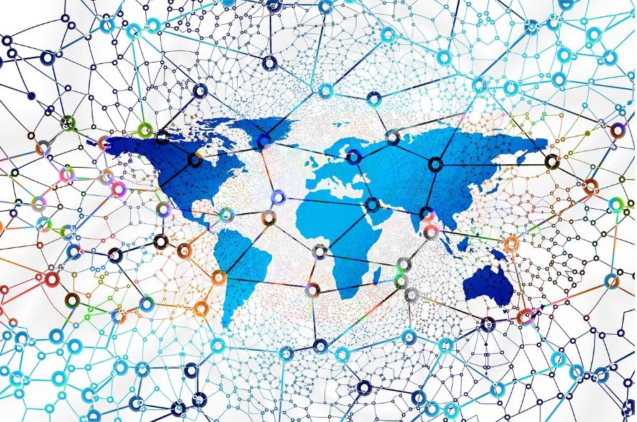 Stilisiertes digitales Netz über sämtliche Kontinente der Erde