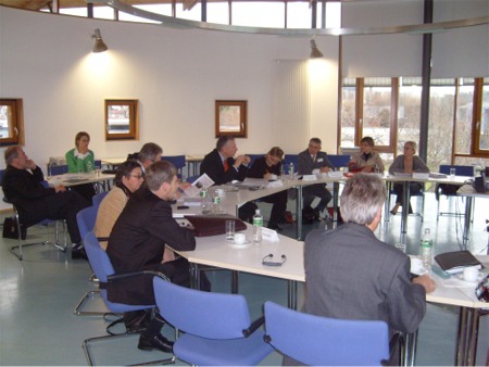 Intensiver Austausch bei der Kuratoriumssitzung der Akademie der beruflichen Bildung in Esslingen.